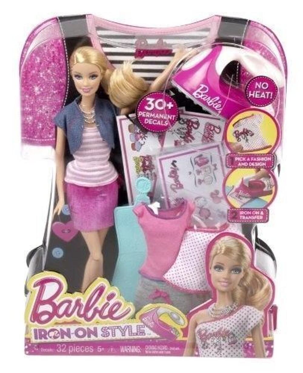 BARBIE IRON ON STYLE W/30+ PEICES INCLUDING DOLL, DECALS, CLOTHES, IRON BD832